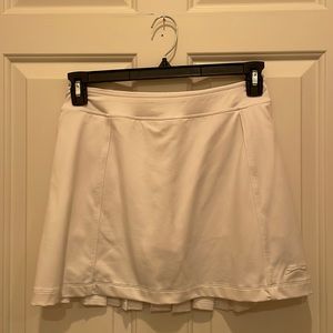 super cute golf/tennis skirt in the color white!